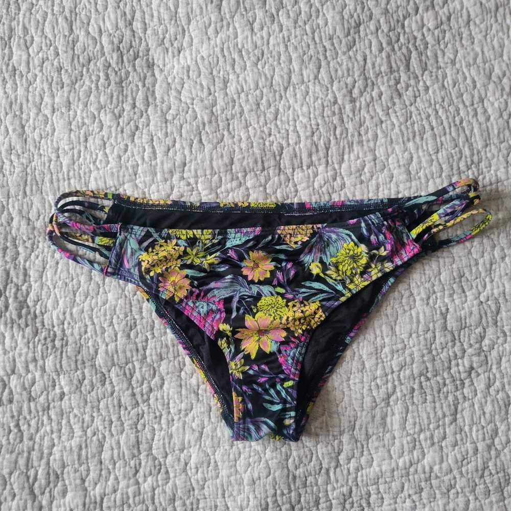Floral Bikini Bottom with Strappy Sides From URBAN OITFITTERS